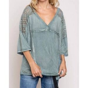 Pol Aqua Blue Crochet Detail V-Neck Blouse‎ Size M Oversized Boho
